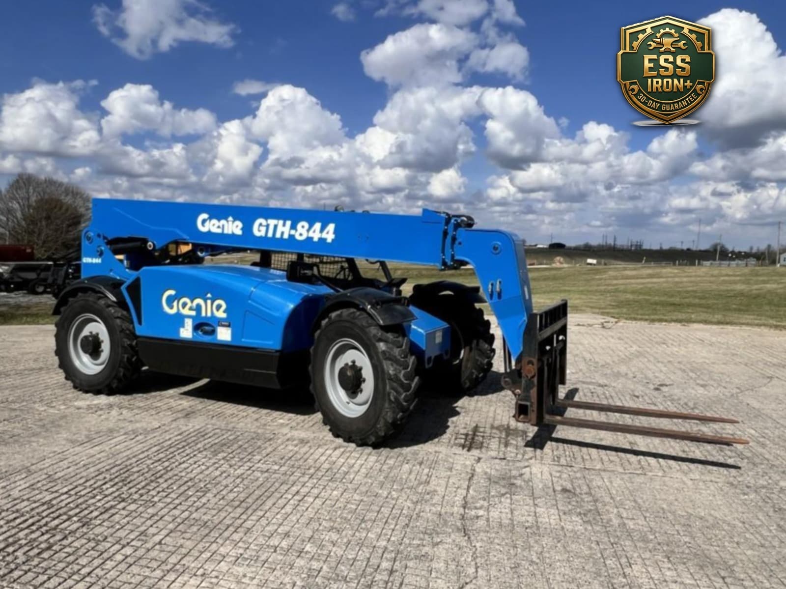 2015 GENIE GTH844 — photo 1